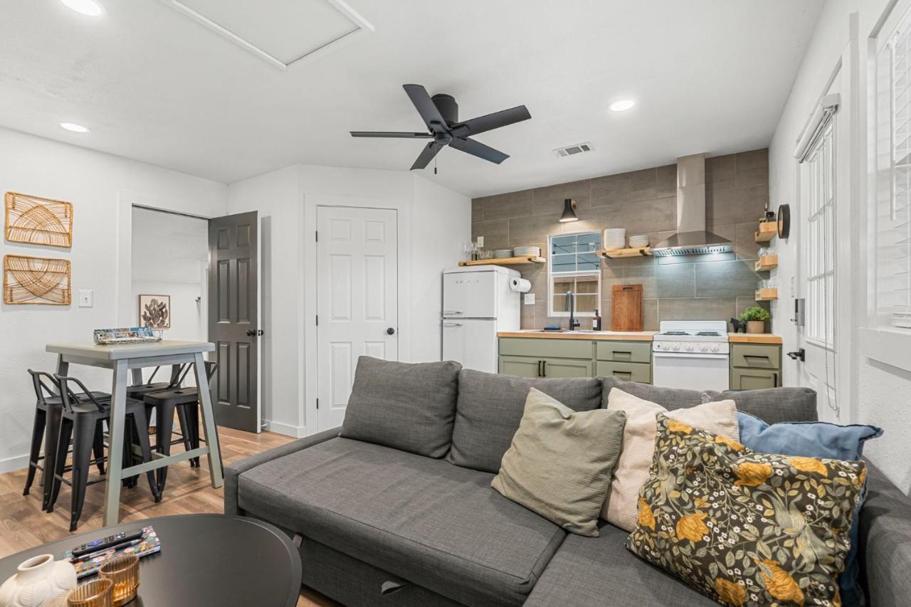 New! The Yellow Door- Downtown Wimberley W/ River Access Экстерьер фото