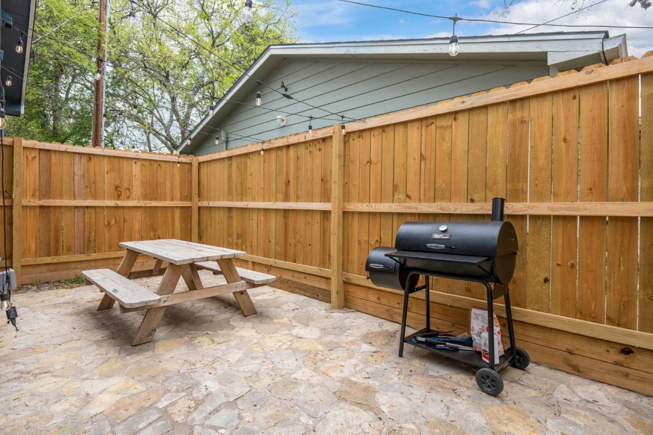 New! The Yellow Door- Downtown Wimberley W/ River Access Экстерьер фото
